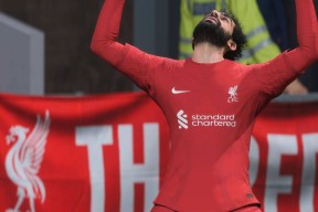 爱游戏全站-关于萨拉赫与70激战皇家马德里分钟，表现优异胜负难料！，Ning焦点对战观众掌声雷动的信息